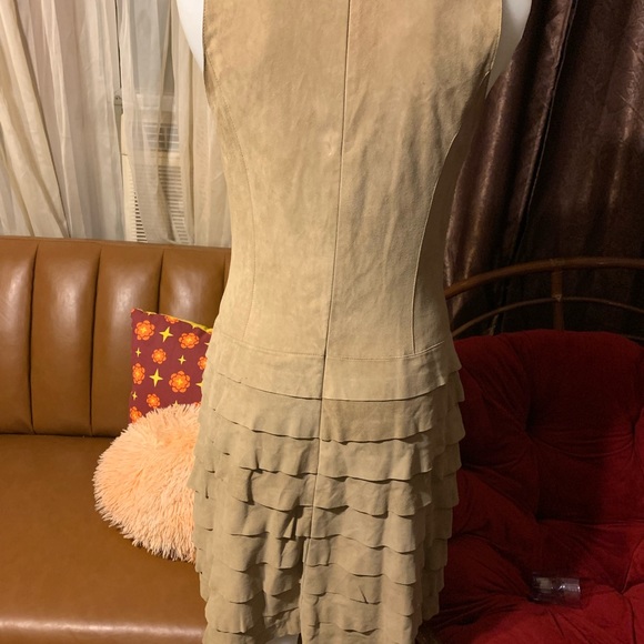 Suede dress - Picture 2 of 7